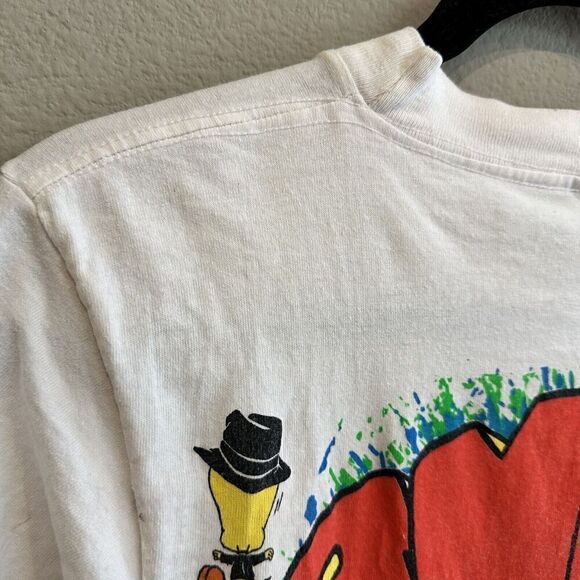 Vintage looney Tunes 1991 Pump Up The Volume okay Condition - Picture 6 of 12